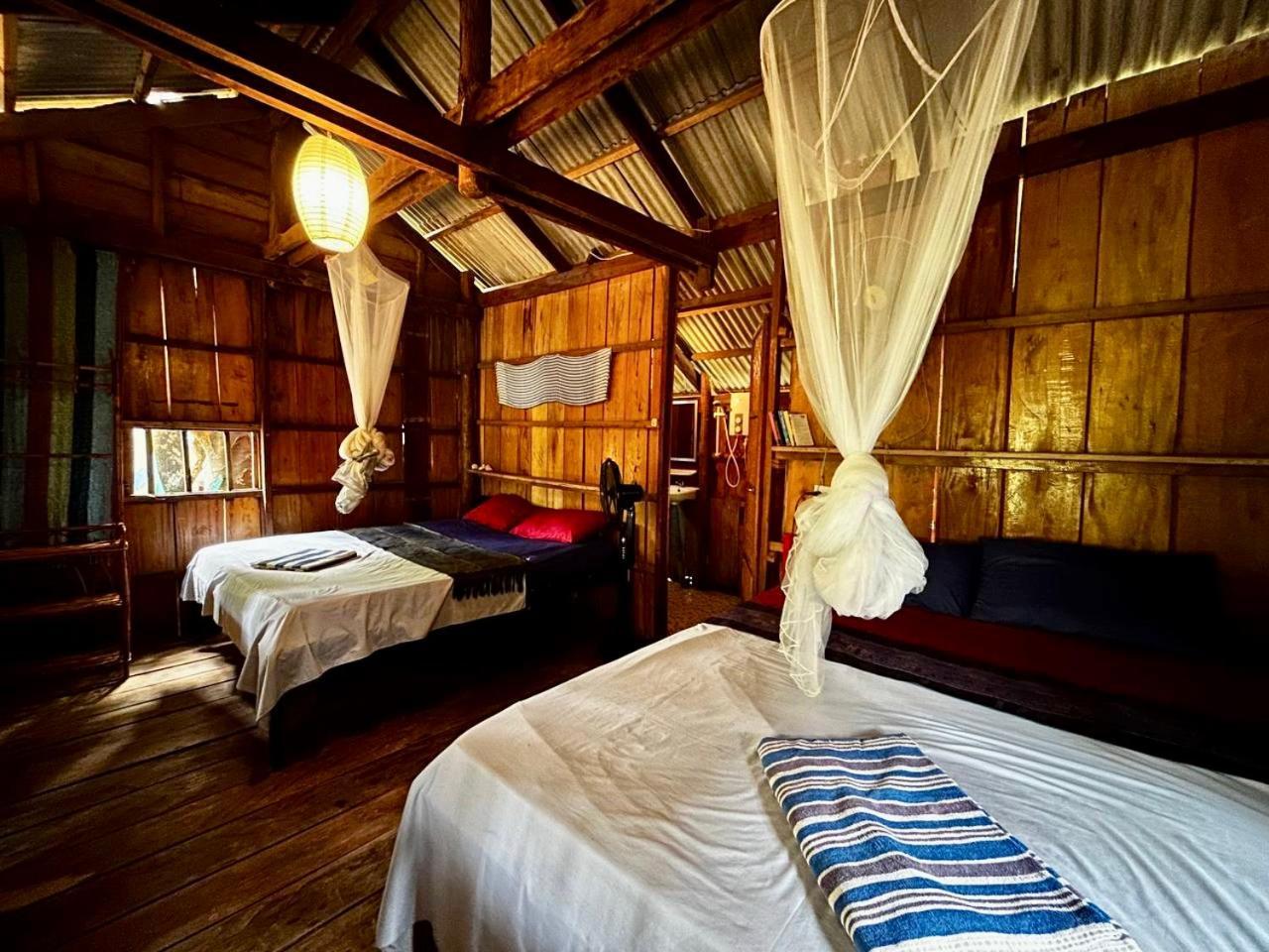 Beach House Cambodia Koh Rong Sanloem Buitenkant foto