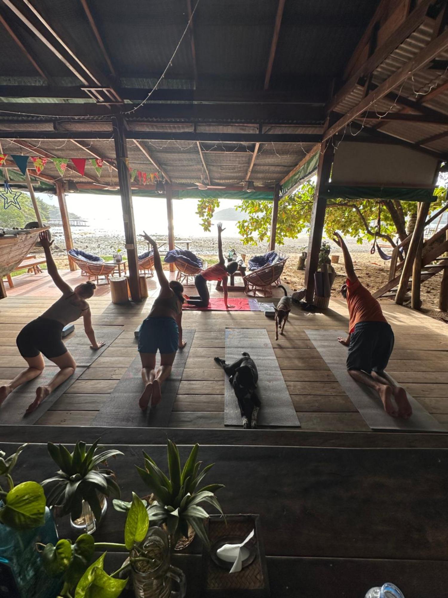 Beach House Cambodia Koh Rong Sanloem Buitenkant foto